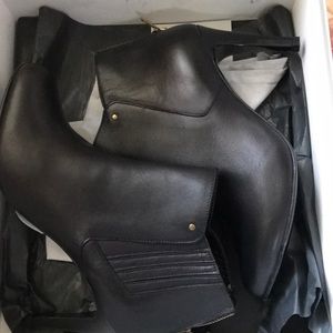 Ankle leather boots black sz 39 European